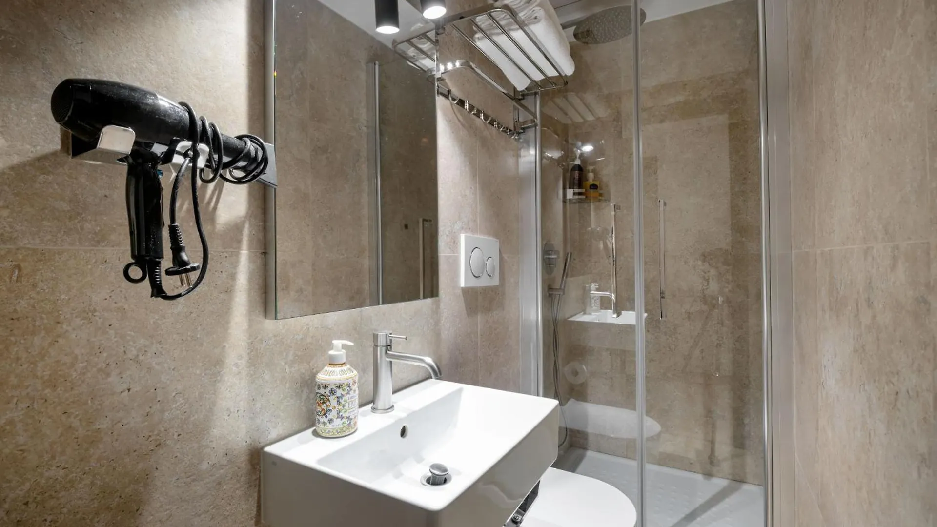 Principe Guesthouse Powered By Joyful Guesthouse Rzym 3*,